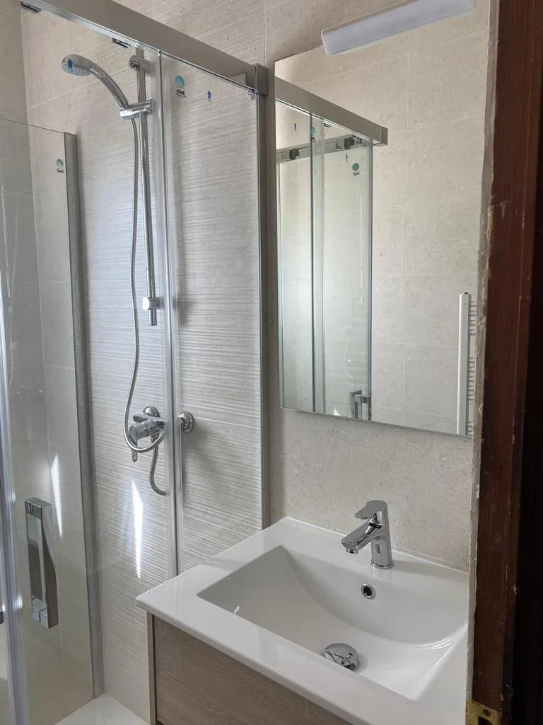 Detalle de un baño reformado por Riverducha